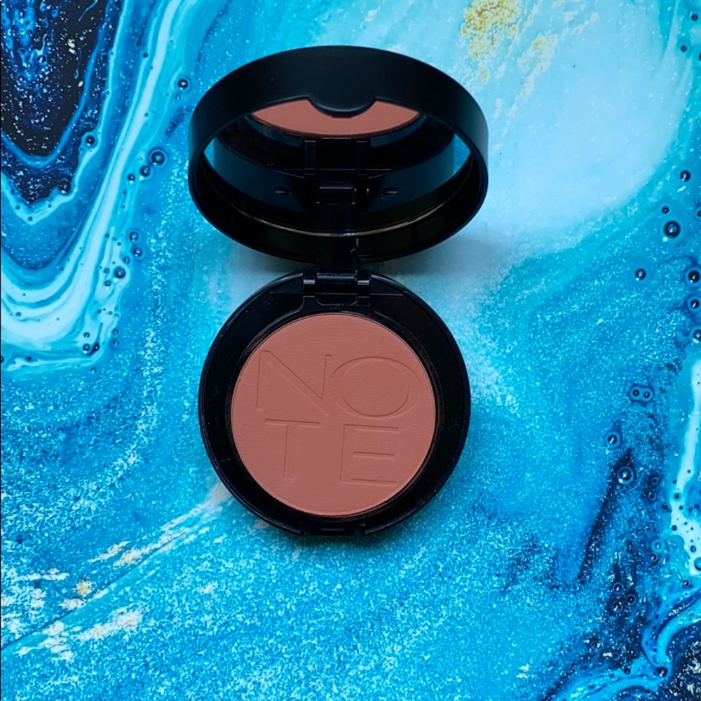 Note- blush - Picture 2 of 3